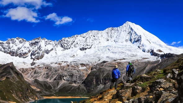 【國慶庫拉崗日】9月27日-10月6日邂逅喜馬拉雅最美的雪山聖湖及40