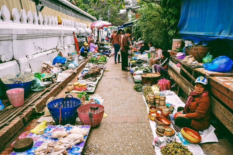 琅勃拉邦早市